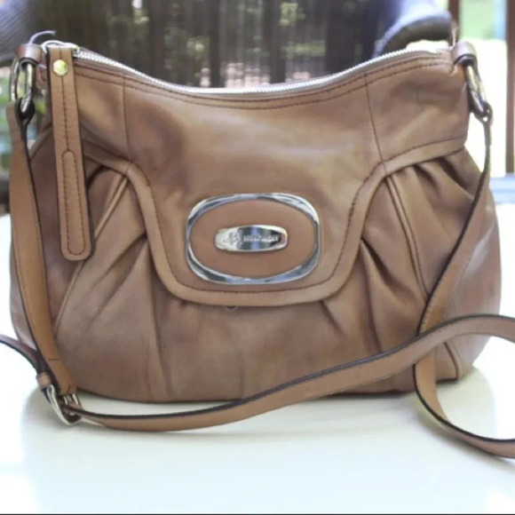 B. Makowsky cross body bag - Picture 1 of 11